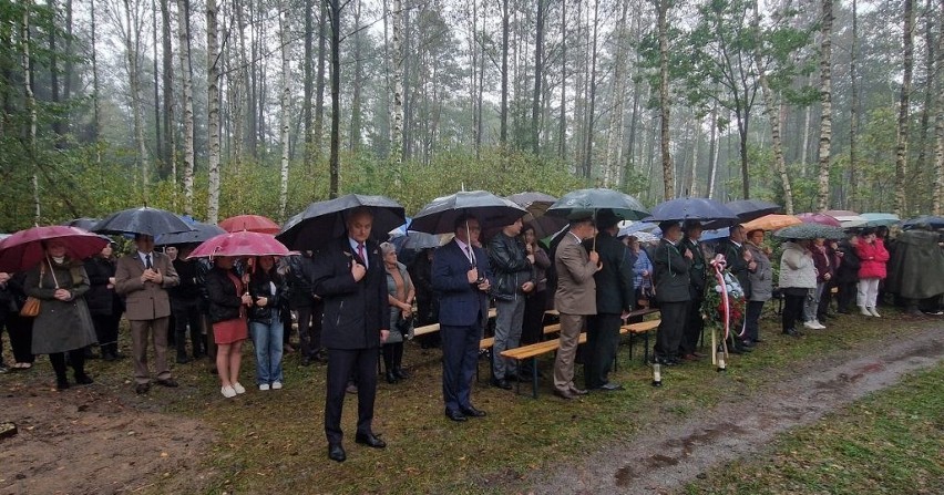 W Janikach koło Zaklikowa uczcili pomordowanych przez Niemców w czasie II wojny światowej