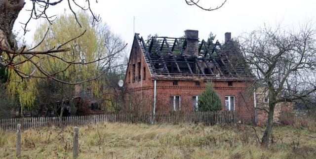 Do tragedii doszło w niedzielę, 8 listopada późnym wieczorem w domu w Jesionie.