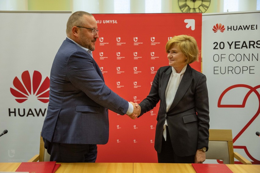 Porozumienie podpisała prof. Elżbieta Żądzińska, rektor UŁ,...