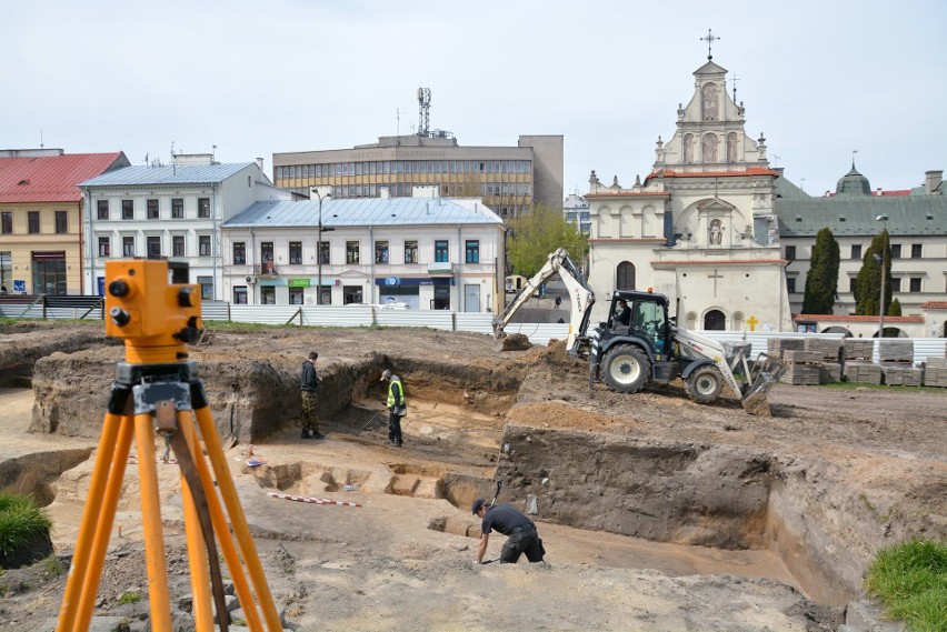 Ratunkowe prace archeologiczne poprzedzają  budowę...