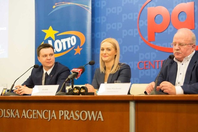 Na konferencji prasowej w Warszawie zaprezentowano sponsora hokejowego Pucharu Polski.