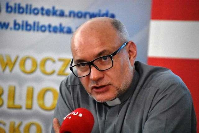 Ks. prof Andrzej Draguła jest zielonogórzaninem, kieruje katedrą teologii praktycznej na Uniwersytecie Szczecińskim