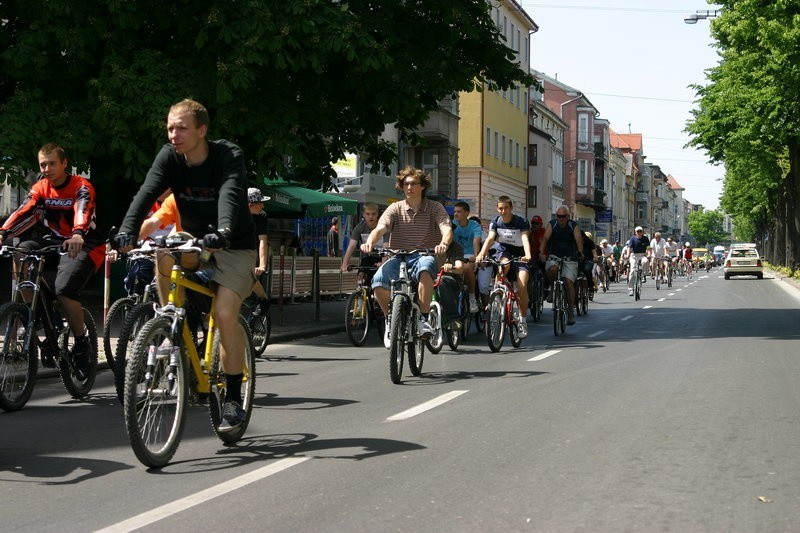 W sobote przez centrum Slupska przejechalo okolo stu...