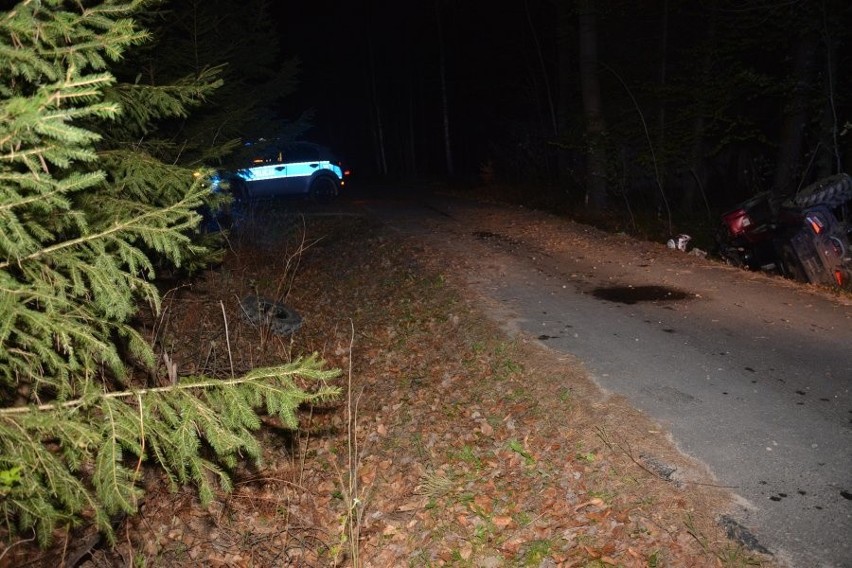 Nocny wypadek w Stykowie. Nie żyje 31-latek, który jechał quadem [ZDJĘCIA]