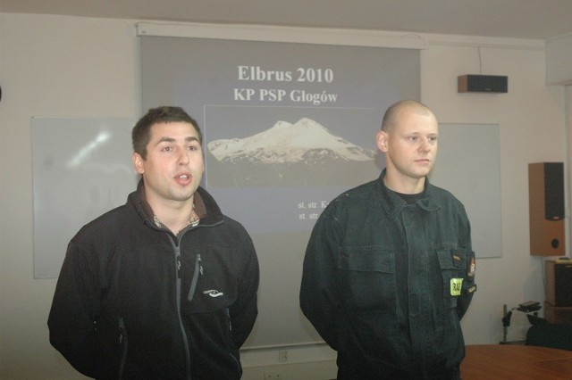Rafał Gryga i Krzysztof Janusz to strażacy z głogowskiej PSP, których połączyła wspólna pasja. Niedawno zdobyli Elbrus.