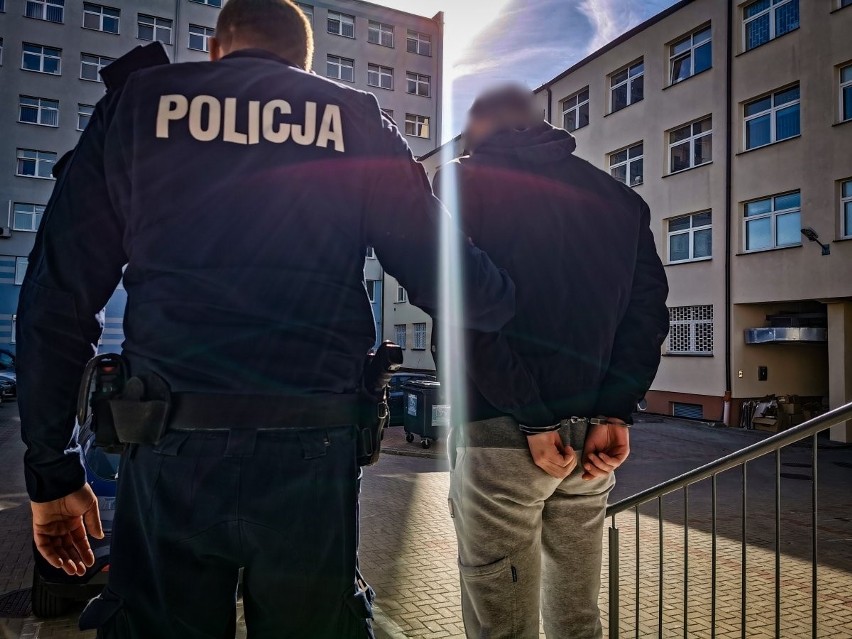 Białystok. Policja zatrzymała trzech sprawców pobicia na osiedlu Piasta [ZDJĘCIA]