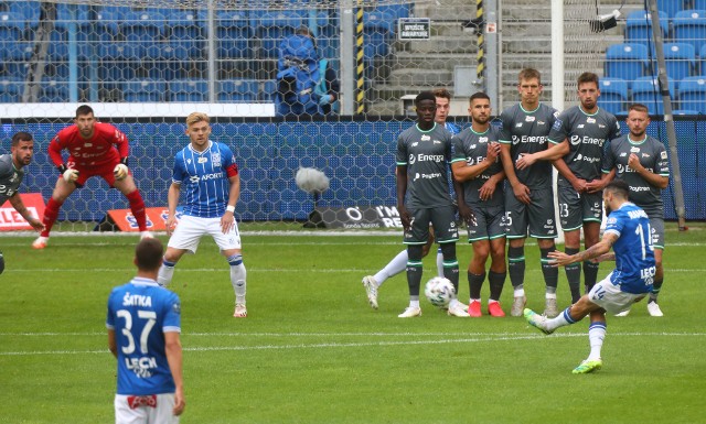 Lech Poznań wygrał w niedzielę z Lechią Gdańsk 3:2. Zawodników Kolejorza oceniał Radosław Patroniak Noty piłkarzy w skali od 1 do 10.Zobacz oceny -->