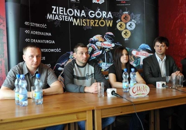 Na konferencji prasowej (od lewej) Jacek Frątczak, Krzysztof Jabłoński, Martyna Pasternak i Marek Jankowski