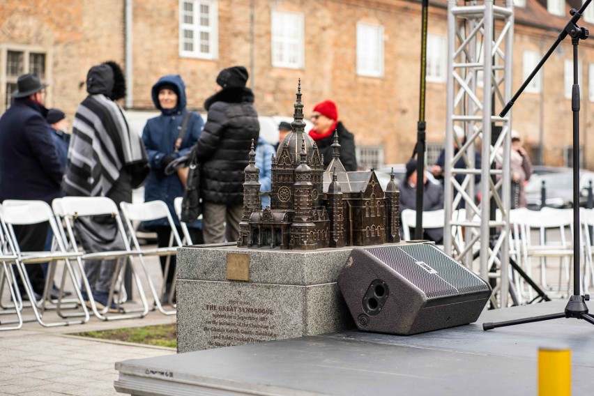 Ofiary Holocaustu uczczono w miejscu Wielkiej Synagogi w...