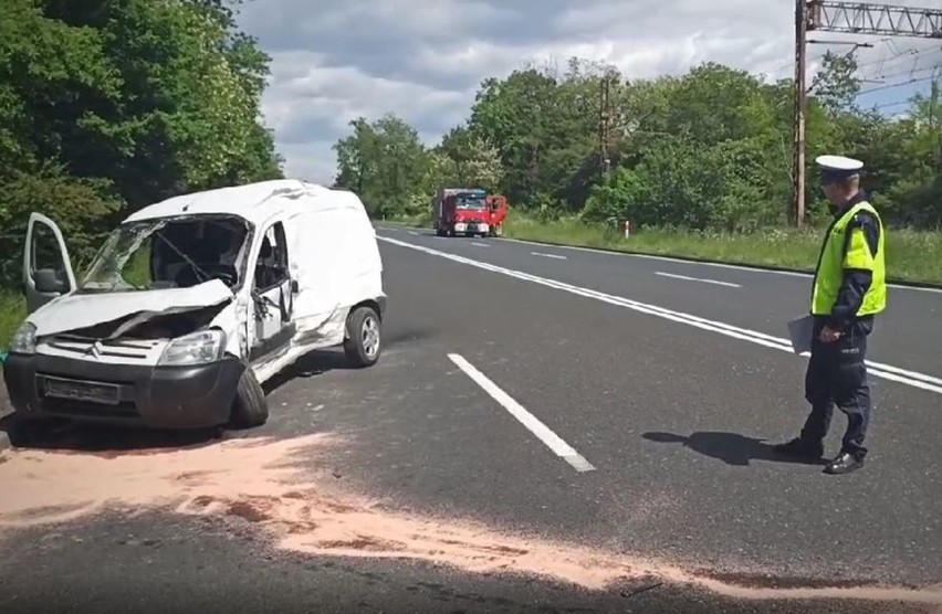 Kierowca ranny w wypadku na DK88 zmarł w szpitalu....