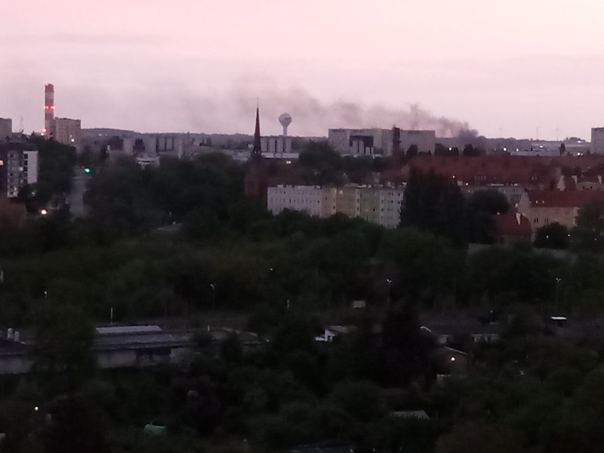 Dużo dymu nad Szczecinem. Pożar na szczęście bez ofiar