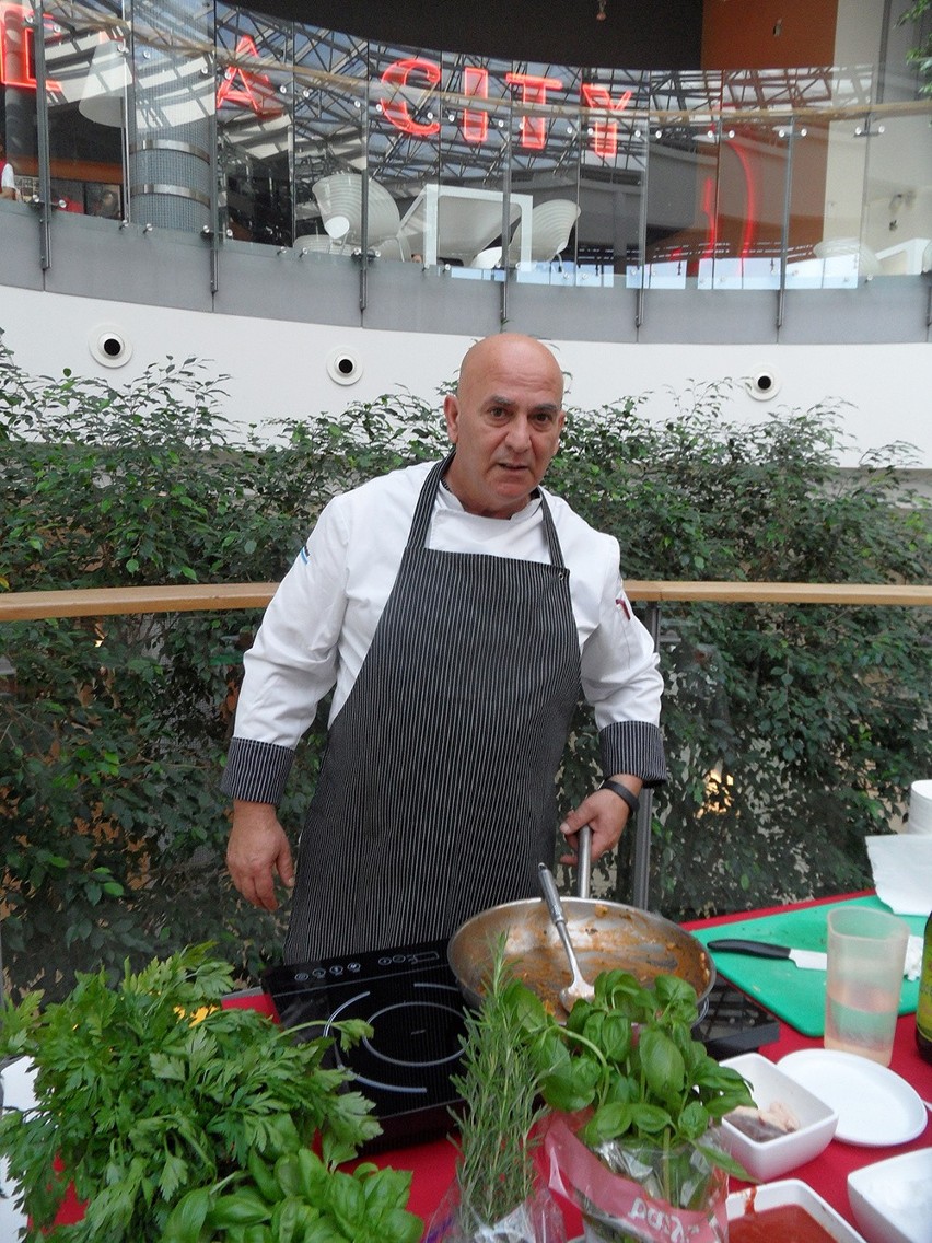 Giancarlo Russo, mistrz kuchni włoskiej, znany m.in. z...