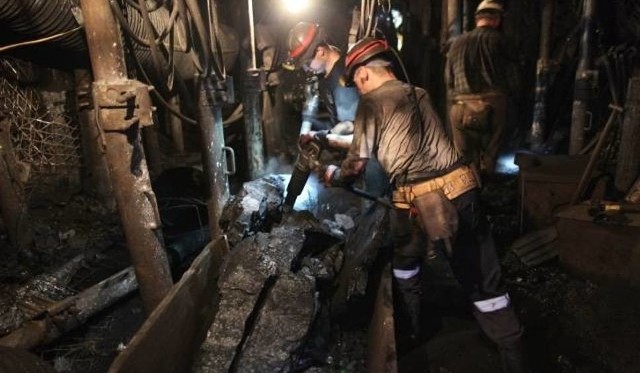 W Jastrzębskiej Spółce Węglowej trwają rozmowy płacowe. Związkowcy górniczy żądają podwyżek płac