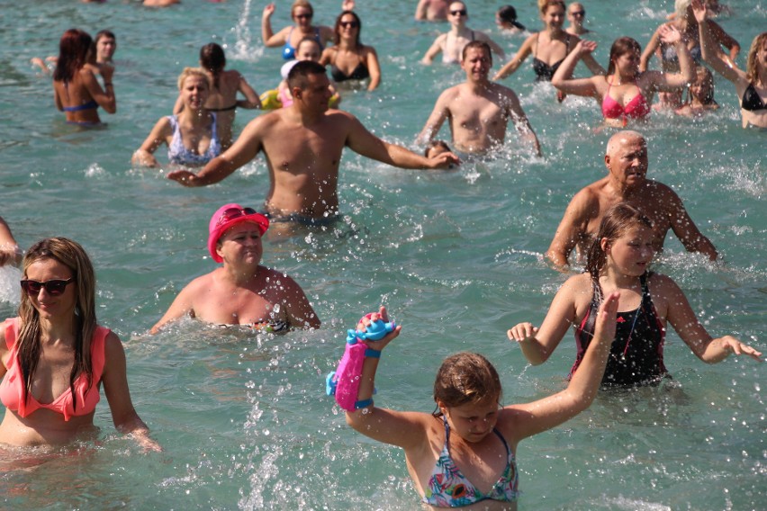 Aqua aerobik i inne atrakcje Kąpieliska Leśnego w Gliwicach ZDJĘCIA