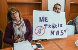 Podolany: Mieszkańcy protestują. Nie chcą fabryki trutek na myszy. "Żyjemy na bombie" [ZDJĘCIA]