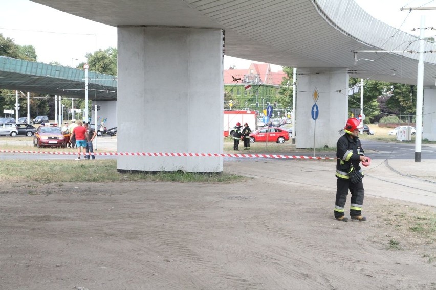 Zerwana trakcja na pl. Społecznym, Wrocław, 04.09.2015 r.