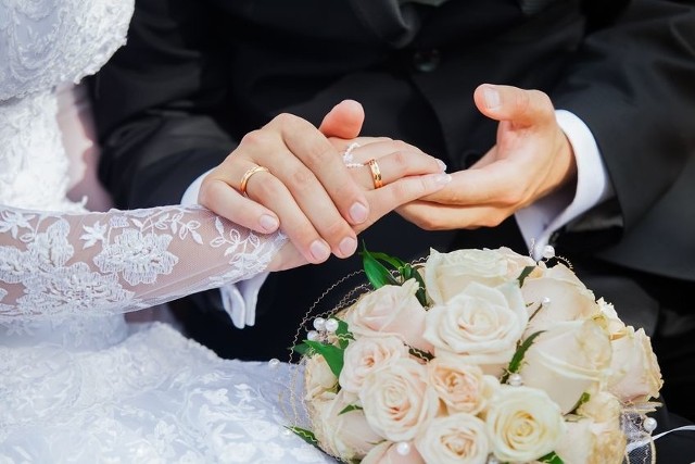 Kiedy będzie można zorganizować ślub z weselem?