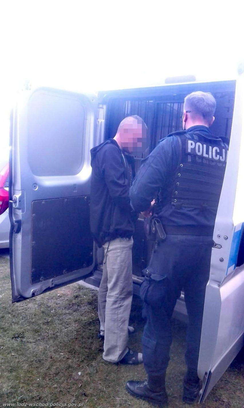 35-letni złodziej złapany po policyjnym pościgu. Mieszkaniec Tuszyna napadł na ekspedientkę i ukradł pieniądze