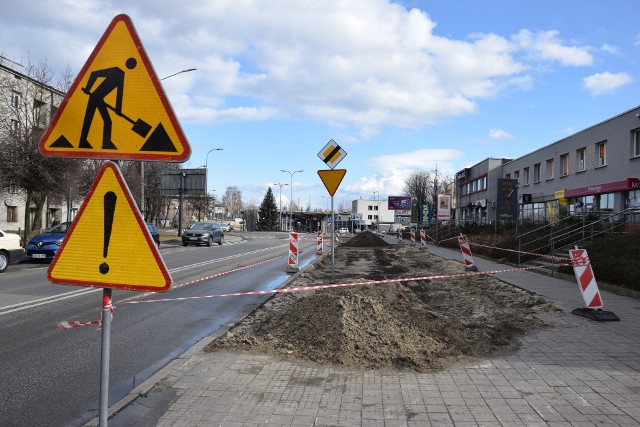 Droga rowerowa między Centrum Przesiadkowym „Ligota” a ulicą Medyków ma powstać przed końcem kwietniaZobacz kolejne zdjęcia. Przesuwaj zdjęcia w prawo - naciśnij strzałkę lub przycisk NASTĘPNE