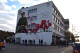 Mur, ale historia Wojska Polskiego! Na ścianie żagańskiej "piątki" powstał piękny mural generała Maczka!