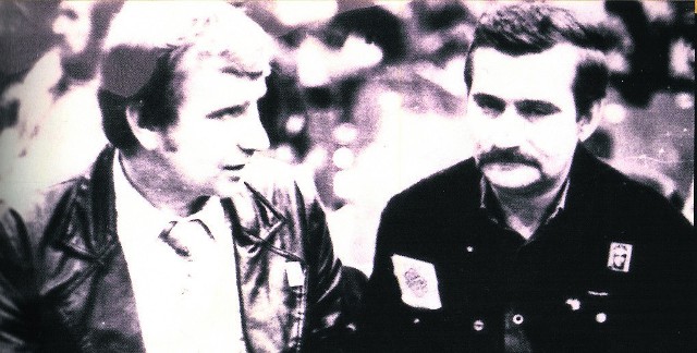 Lech Wałęsa z Poznania (z lewej) spotkał się z Lechem Wałęsą z Gdańska w 1981 roku podczas I Krajowego Zjazdu Solidarności. Swoim znajomym przysłał zdjęcie z tego spotkania