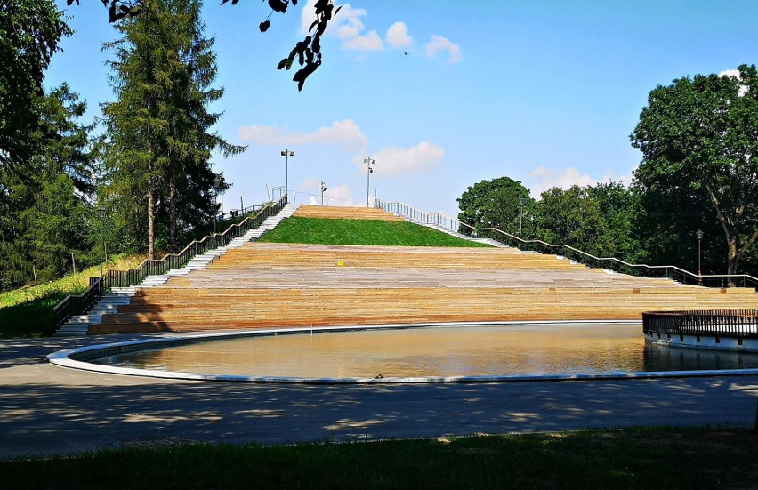 Kraków. Park Jordana wzbogacił się o wodne atrakcje. Ale przez wirusa na razie pozostaną niedostępne [ZDJĘCIA]