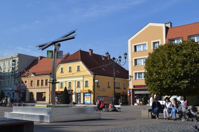 Solarna ładowarka do smartfonów w Rybniku na rynku