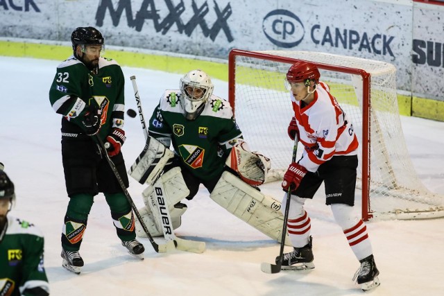 Hokeiści Naprzod Janów w tym sezonie PHL wygrali zaledwie jeden mecz