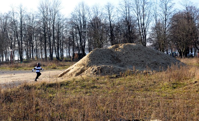 Akademia dla golfistów ma zająć około 4 ha terenów. Centralnym punktem będzie pole z 6 dołkami. Obok powstanie golfowa  strzelnica oraz pole do minigolfa z 18 dołkami