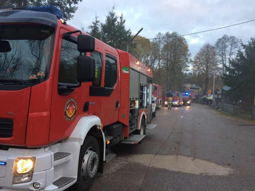 Pożar plebanii w Studzienicznej. Jedna osoba trafiła do szpitala