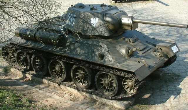 T-34/76 - czołg podstawowy 1 pułku czołgów, który walczył pod Lenino.
