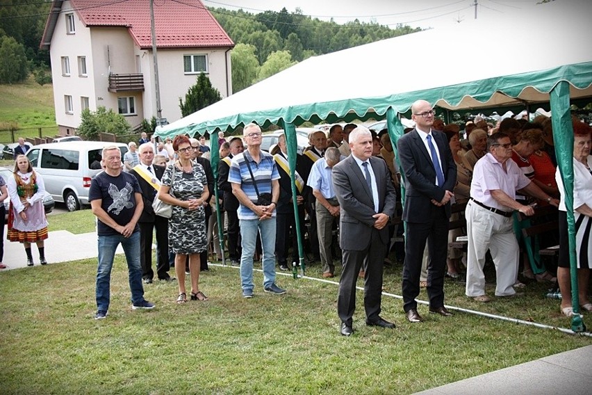 Podniosłe uroczystości w rocznicę pacyfikacji Michniowa – wsi-symbolu martyrologii wsi polskiej