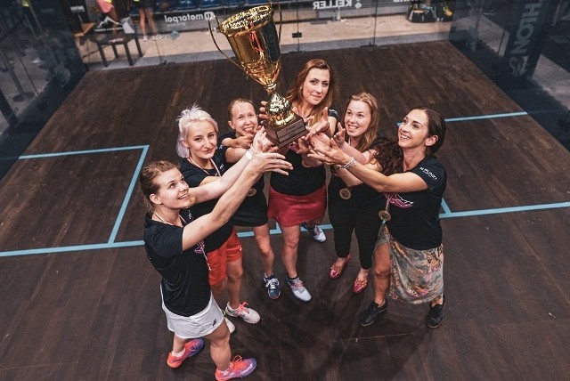 Zespół 11punkt Girl's Crew z Poznania wywalczył drużynowe mistrzostwo Polski kobiet w squashu. Zobacz kolejne zdjęcia. ---> 
