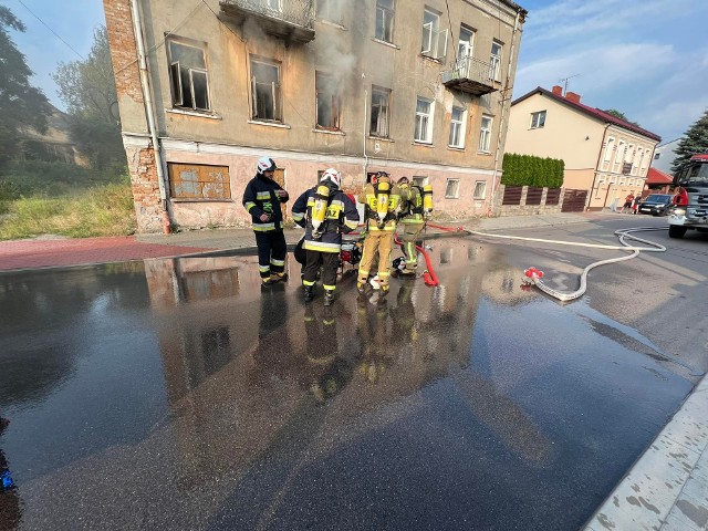 Łomża. Pożar mieszkania przy ul. Dwornej