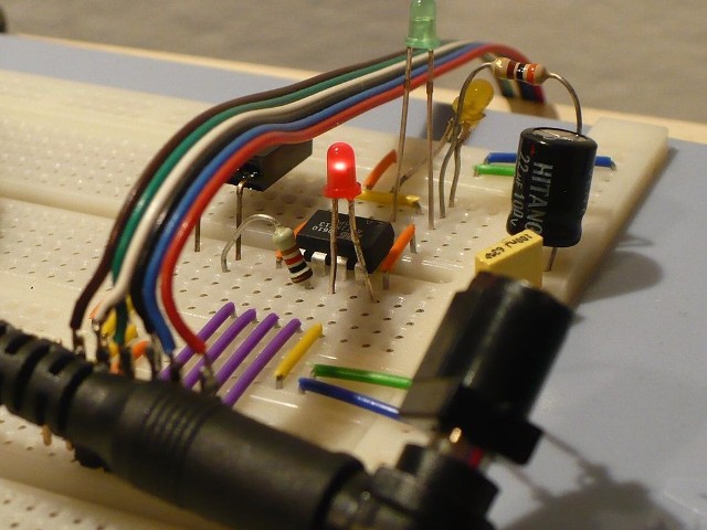 Fikcyjny obrót elektroniką. Skarb Państwa mógł stracić na tym ponad 1,5 miliarda złotych