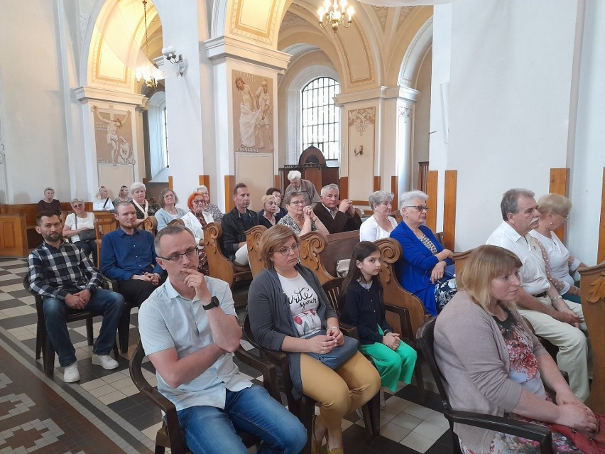 Koncert muzyki dawnej w kościele w Pionkach. Wystąpiła Schola Sancti Ioannis. Zobacz zdjęcia