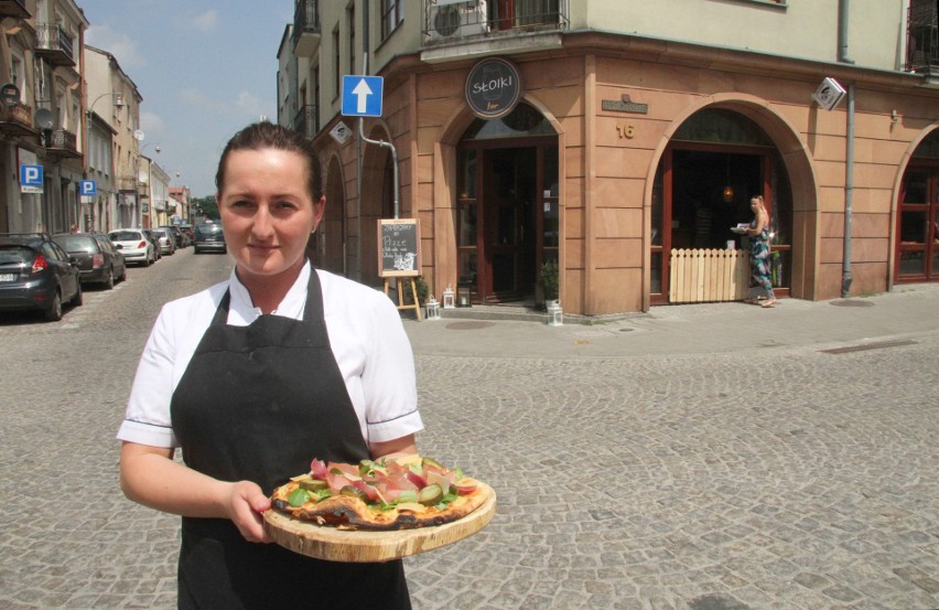 Nowy lokal w Kielcach. Słoiki Bar zachwyca smakiem i...wystrojem (WIDEO)  