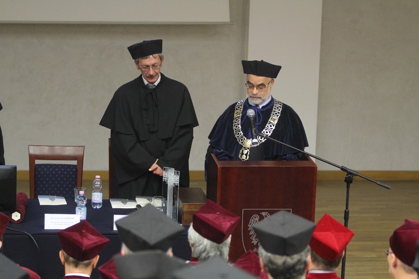 Prof. John Malcom Swales doktorem honoris causa UŚ