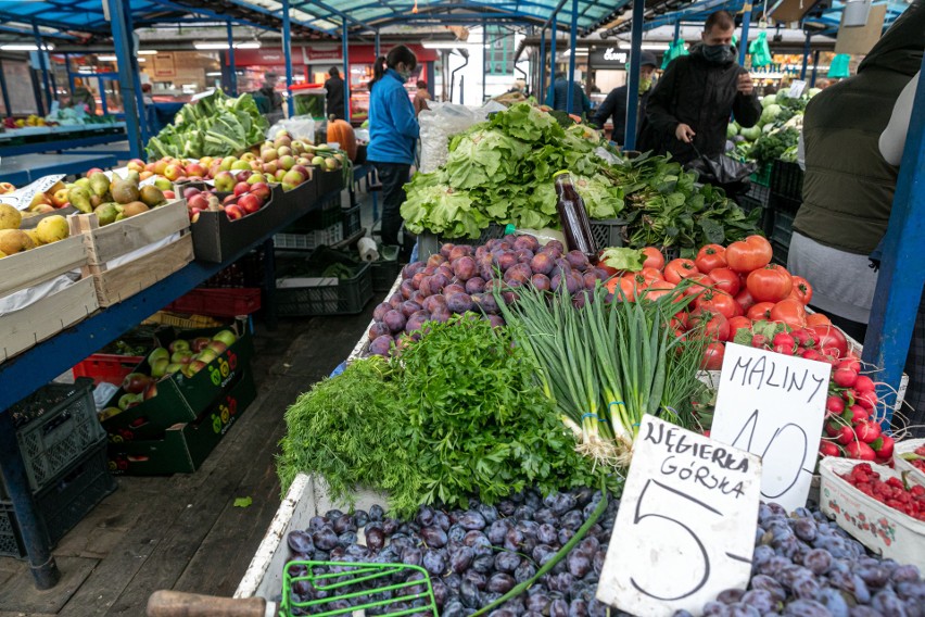 Zajrzeliśmy na dwa krakowskie place targowe - w ścisłym...