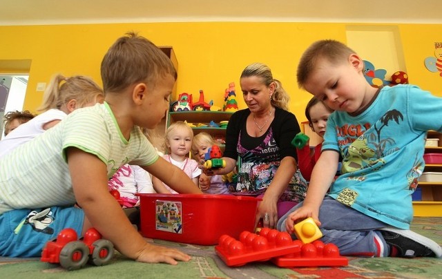 W Przedszkolu Publicznym nr 27 w Szczecinie na razie rodzice zgłaszają propozycje zajęć dodatkowych dla swoich dzieci.