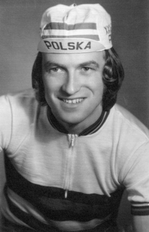 Stanisław Szozda (ur. 25 września 1950 w Dobromierzu, zm. 23 września 2013 we Wrocławiu) &#8211; kolarz szosowy, sportowiec, zwycięzca Wyścigu Pokoju i Tour de Pologne, medalista olimpijski i mistrzostw świata.