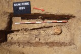 Na budowie północnej obwodnicy Krakowa archeolodzy dokonali niezwykłych odkryć. Natrafiono na groby ofiar epidemii [ZDJĘCIA]