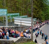 Tłumy na górskich szlakach, korki na drogach, kolejki do kolejki na Kasprowy Wierch