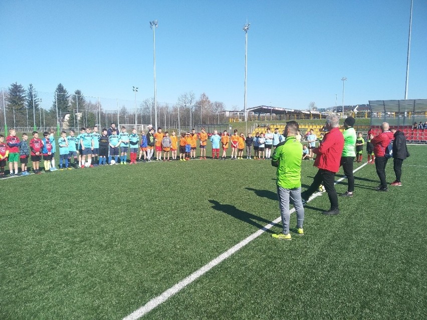 "Z podwórka na stadion o Puchar Tymbarku" w Busku-Zdroju