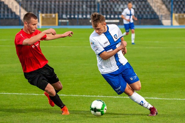 W meczu 1. kolejki IV ligi, 1 sierpnia, po bardzo emocjonującym spotkaniu ekipa Zawiszy Bydgoszcz zremisowała z zespołem Chemik Moderator 2:2.