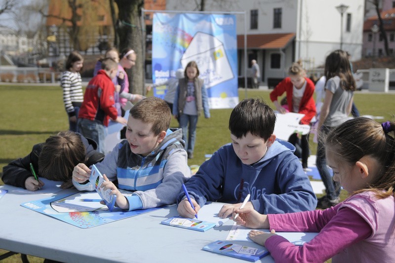 Dzieci pisały w Bydgoszczy listy do Ziemi [zdjęcia]