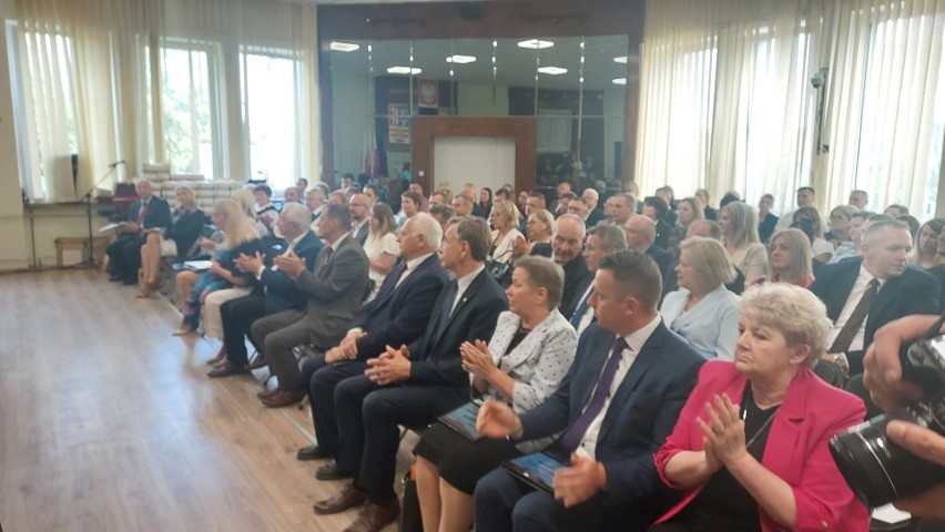 Mnóstwo gości w starostwie powiatowym w Opatowie. II Forum Samorządowe było podsumowaniem rocznej pracy