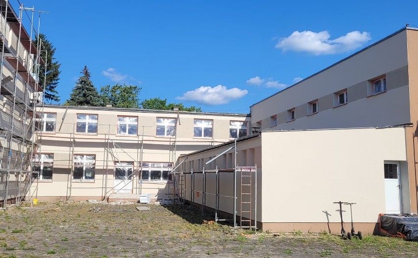 Modernizacja budynku Zespołu Szkół Ogólnokształcących w...
