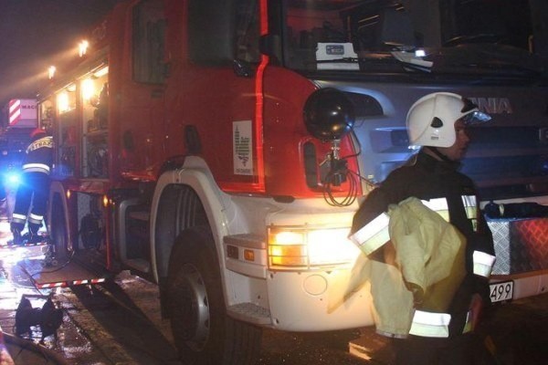 Strażacy otrzymali zgłoszenie o niewielkim pożarze w kuchni zakładu karnego.