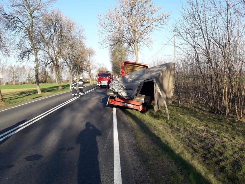 Groźny wypadek w Iwanowicach na DK 43. Ranny trafił do...